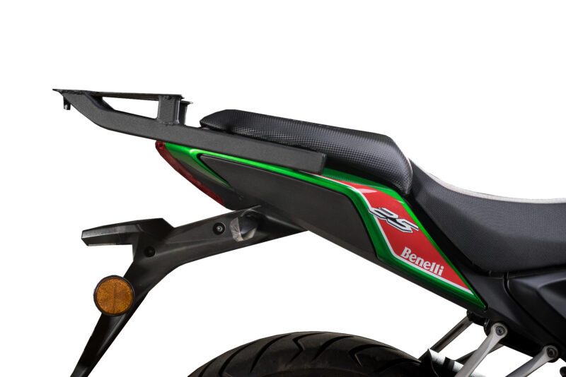 Benelli 250 TNT 25 scaled Porta equipaje trasero Benelli TNT 25