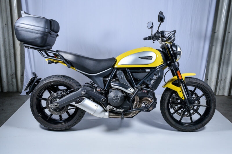 WhatsApp Image 2022 05 24 at 11.58.39 AM Defensa con slider Ducati Scrambler 800 Icon