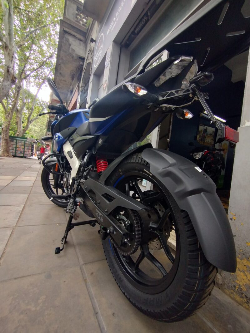 Bajaj Rouser NS 160 -5