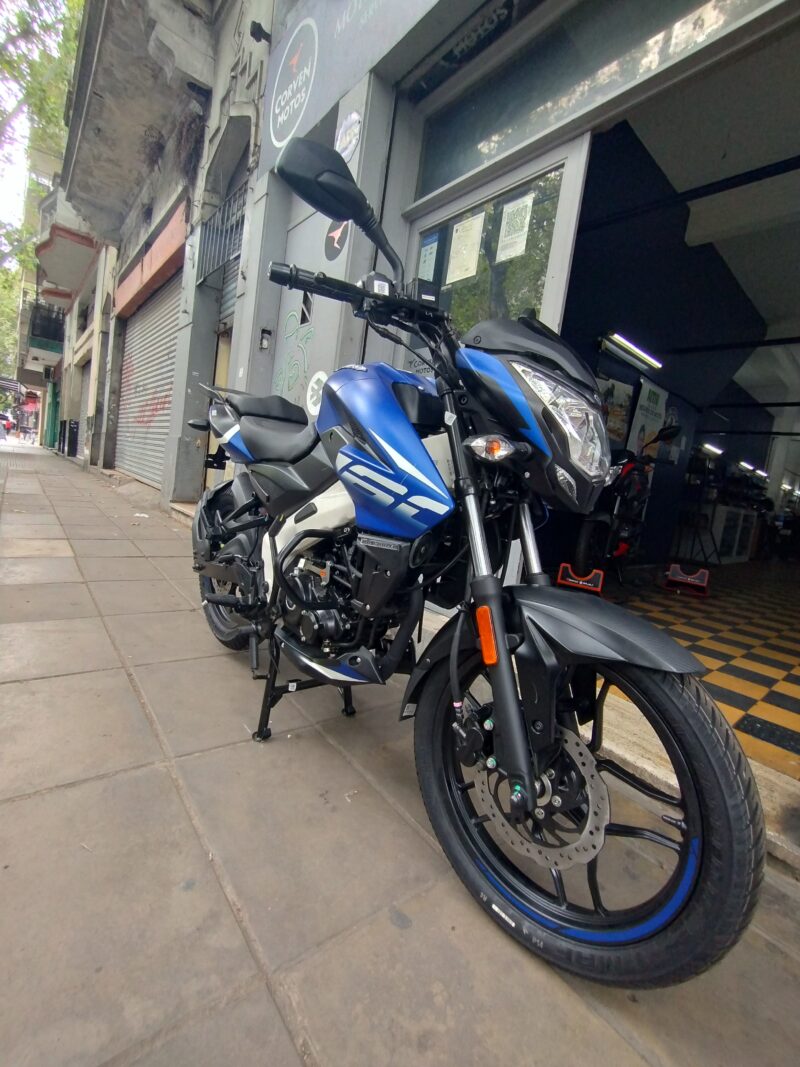 Bajaj Rouser NS 160 - 3