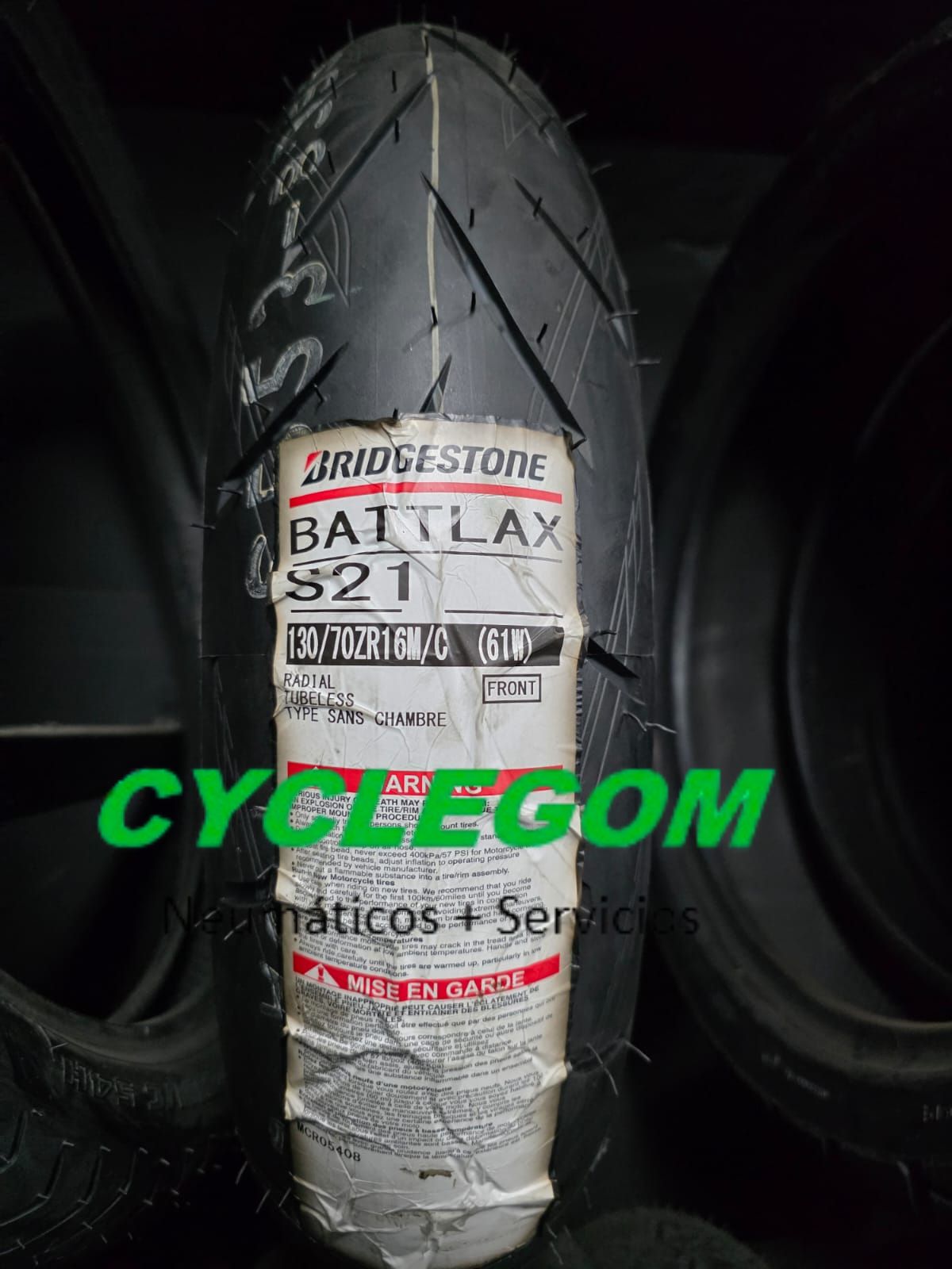 CUBIERTA BRIDGESTONE BATTLAX S21 130/70 ZR16 Delantera CUBIERTA BRIDGESTONE BATTLAX S21 130/70 ZR16 Delantera
