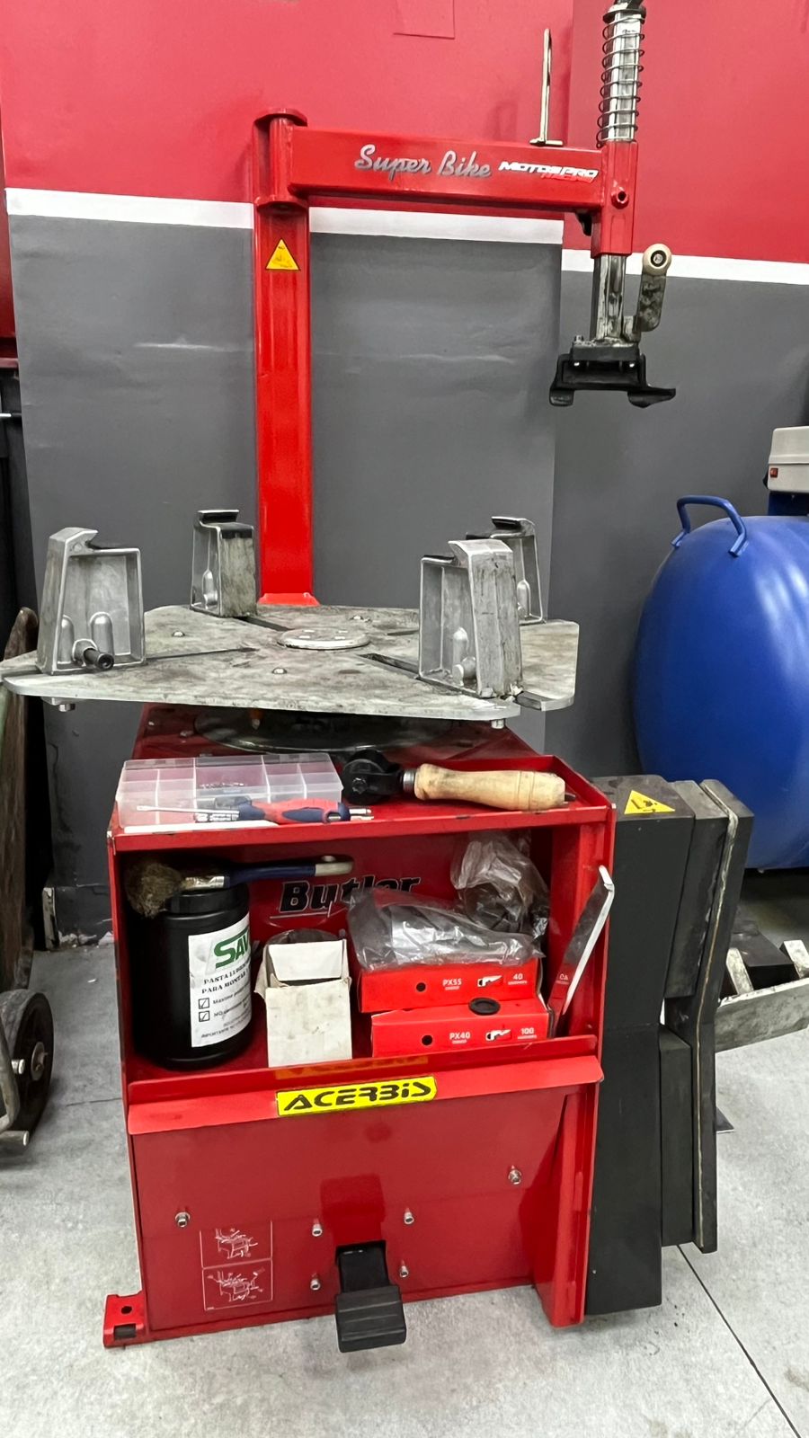 Gomería para Motos en MotosPro Racing Gomería para Motos en MotosPro Racing