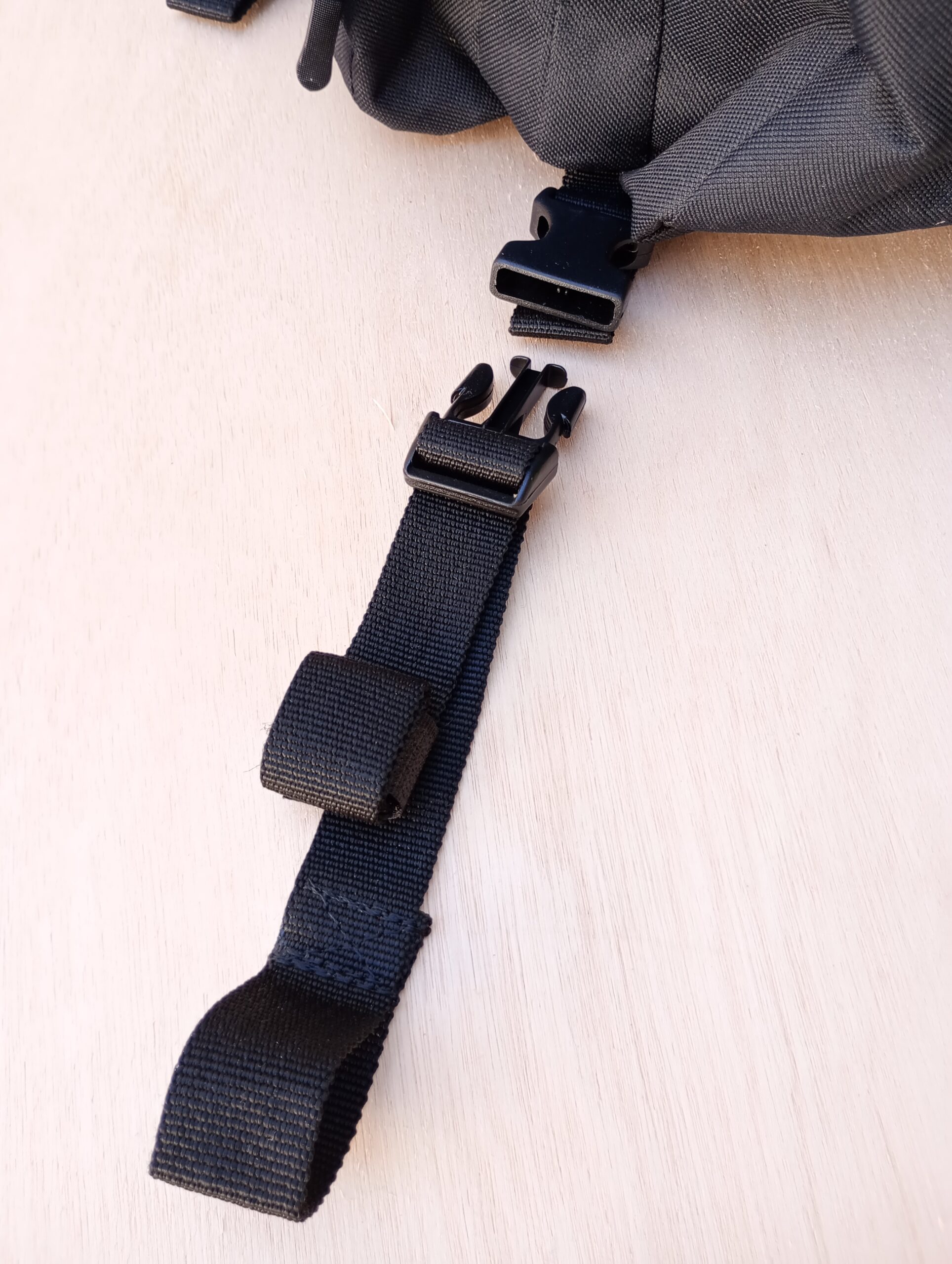 Bolso trasero grande Cordura Calidad Premium con funda para lluvia Bolso trasero Cordura Calidad Premium con funda para lluvia