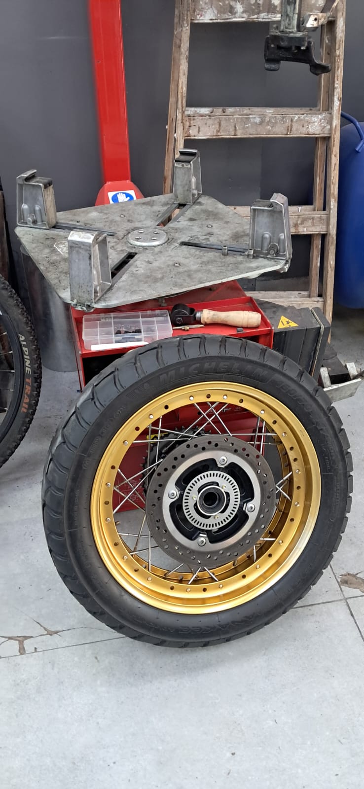 Gomería para Motos en MotosPro Racing Gomería para Motos en MotosPro Racing - Imagen 2