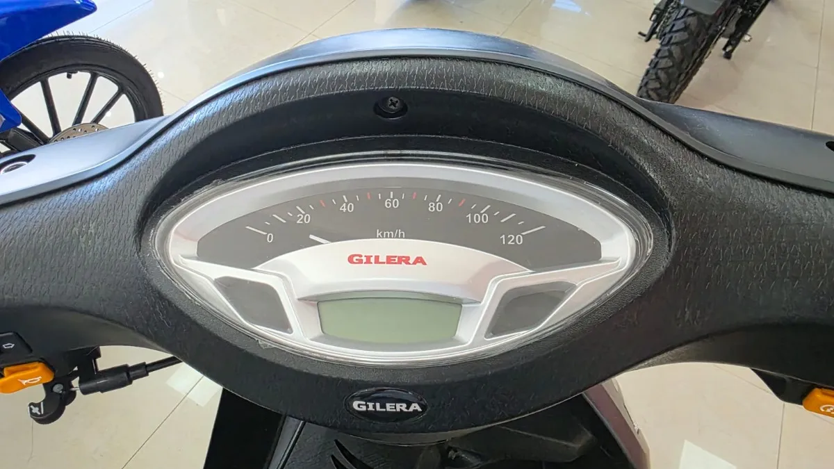 GILERA SMASH VS BASE 110 ROJA GILERA SMASH 110 BASE