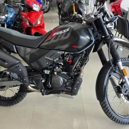 HERO XPULSE 200 NEGRO