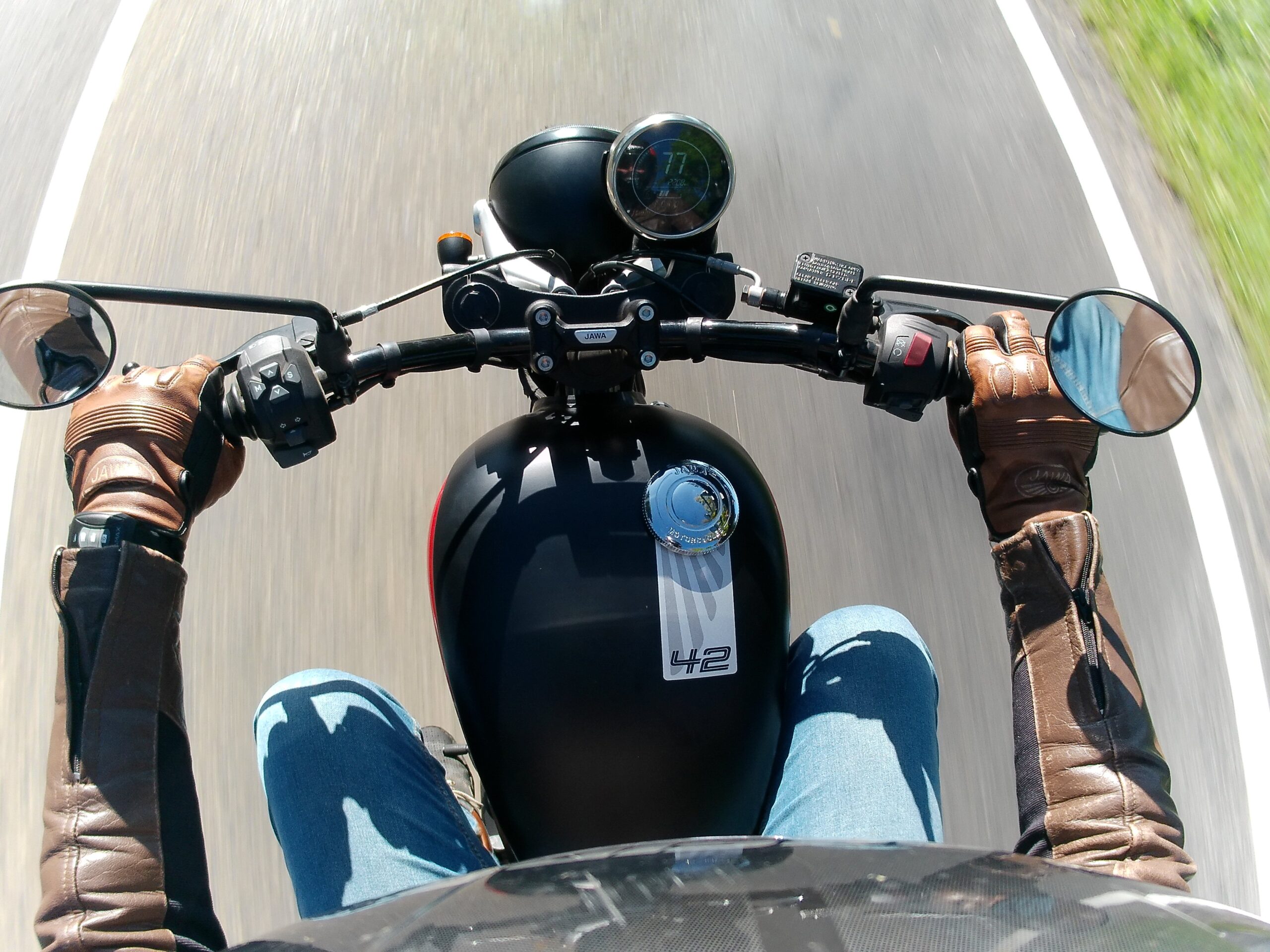 Moto Jawa 350 42 FJ Moto Jawa 350 42 FJ - Imagen 5