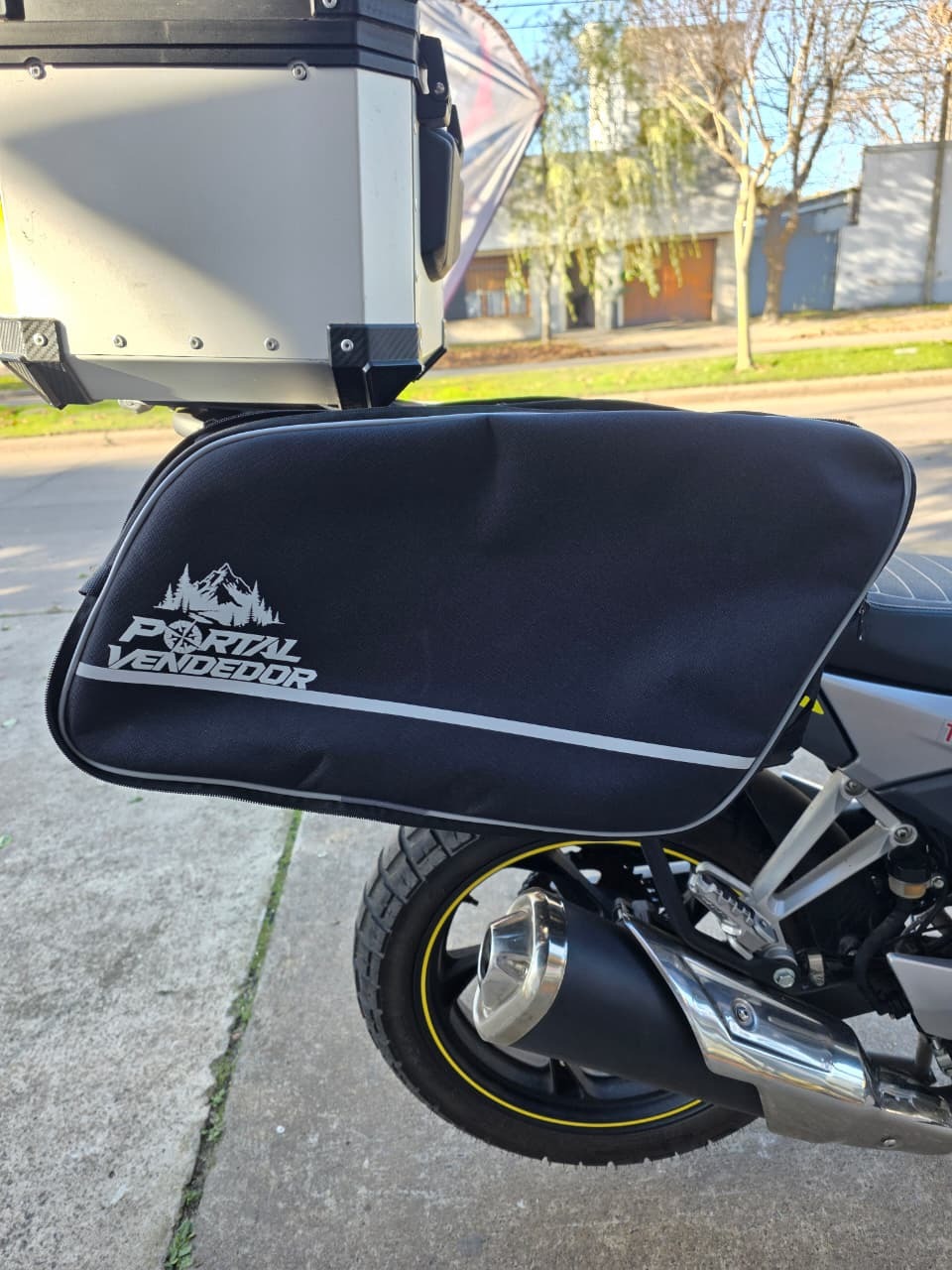 Alforja Universal Moto 50lts a 70lts expandidas Portalvendedor Alforja Universal Moto 50lts a 70lts expandidas Portalvendedor