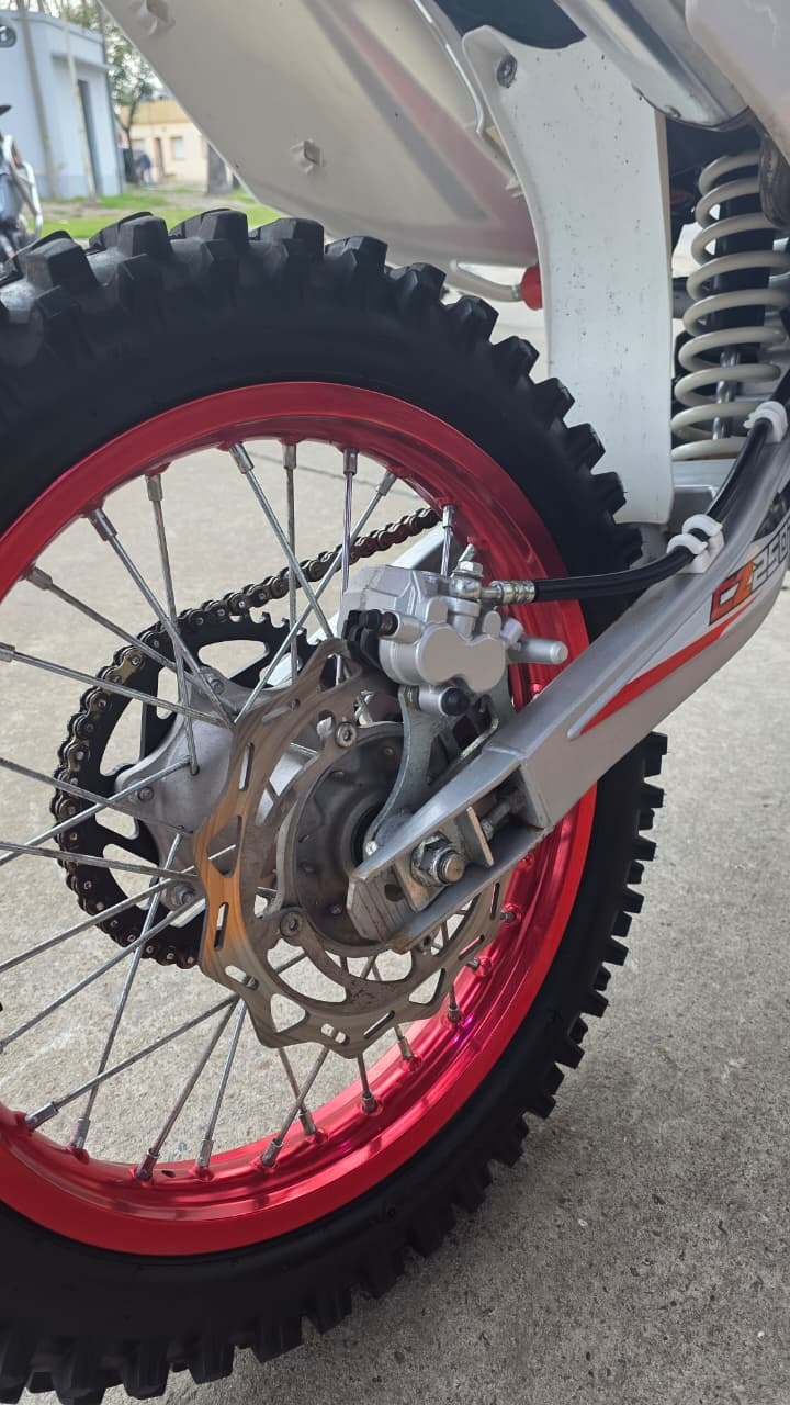 Moto Rvm Cz T 250 - usada Moto Rvm Cz T 250 - usada - Imagen 8