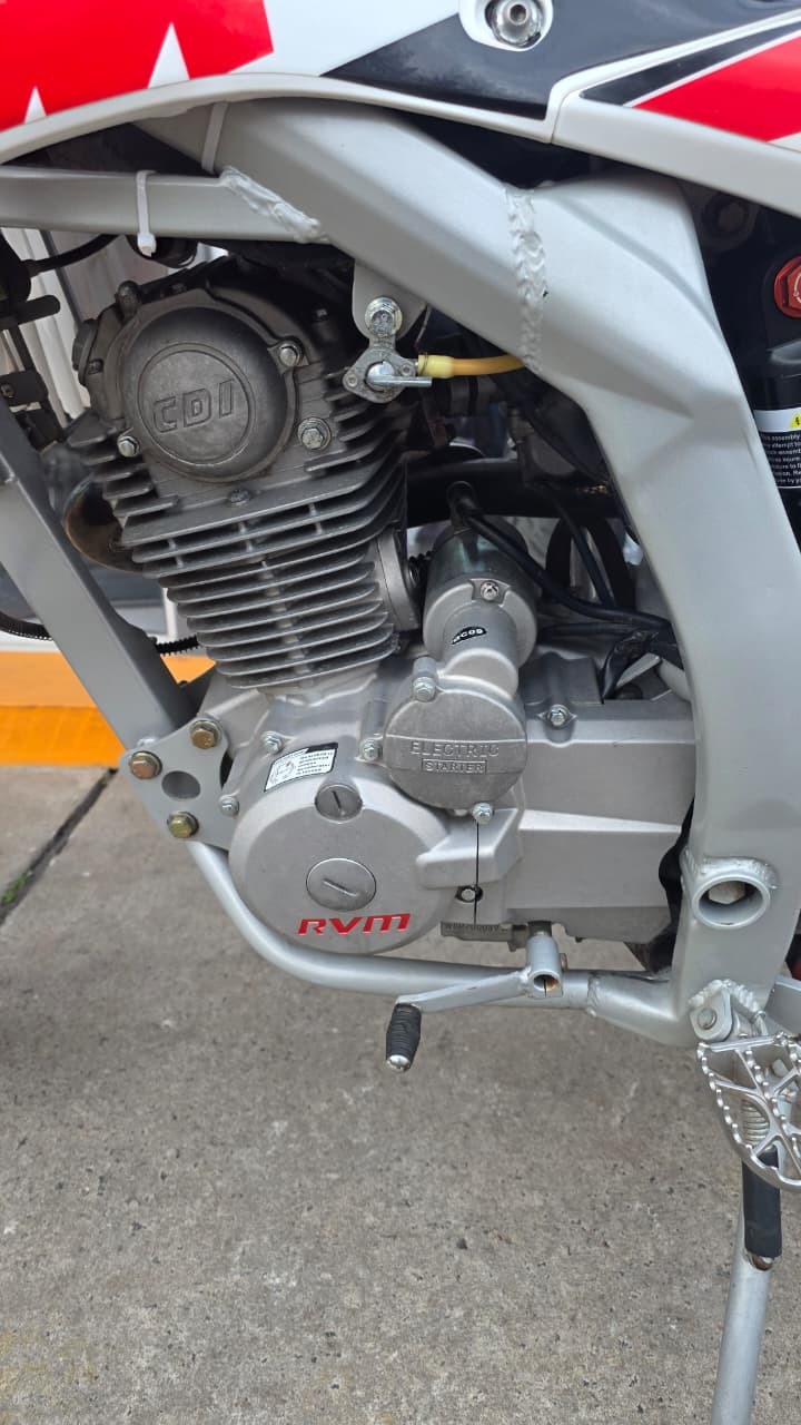 Moto Rvm Cz T 250 - usada Moto Rvm Cz T 250 - usada - Imagen 6