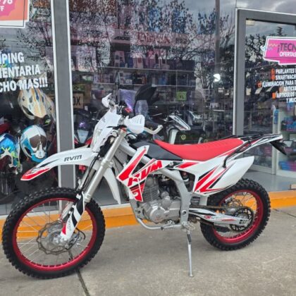 Inicio Moto Rvm Cz T 250 - usada