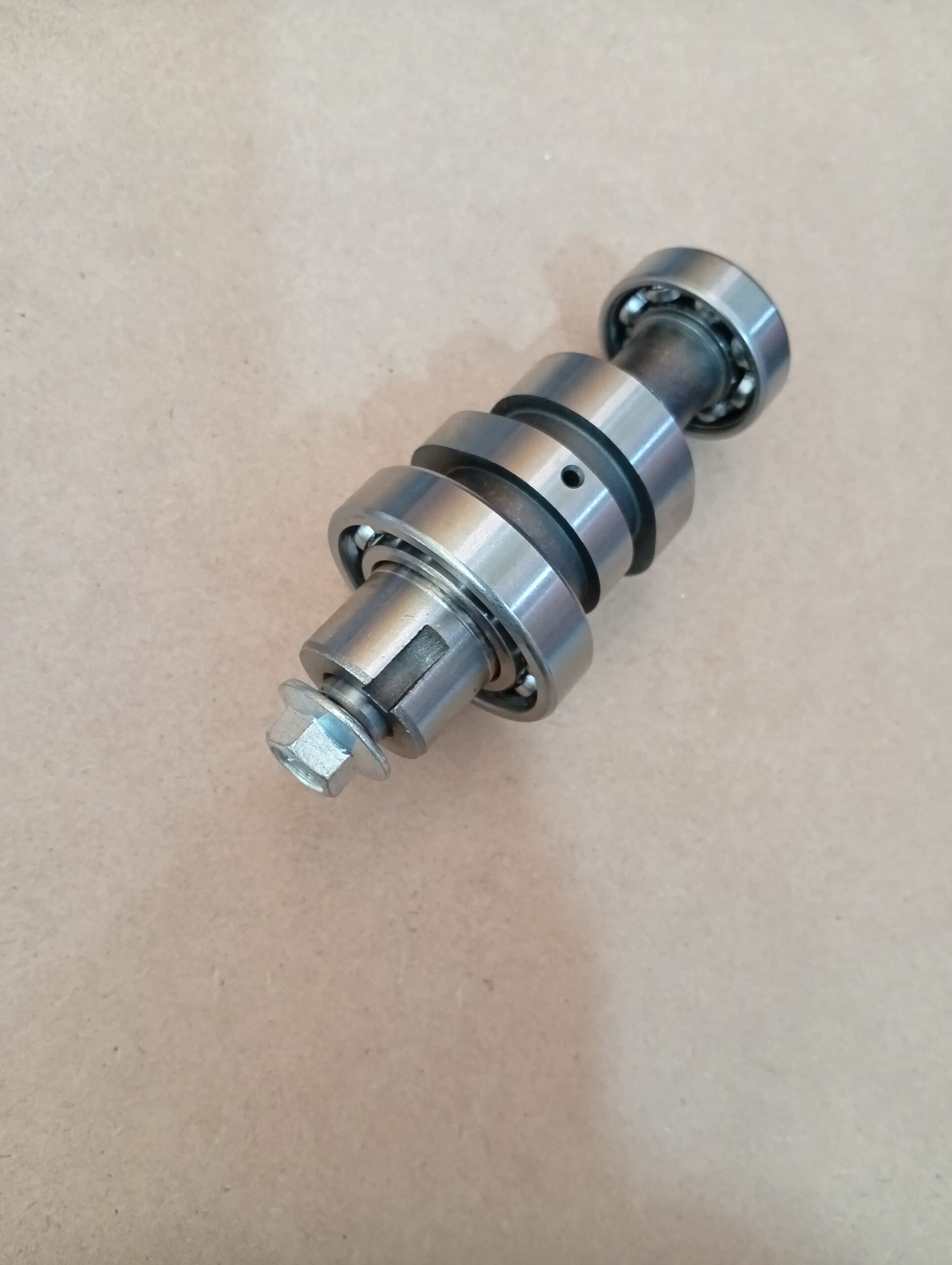 ARBOL DE LEVAS BAJAJ PULSAR 220/200/180 ARBOL DE LEVAS BAJAJ PULSAR 220/200/180